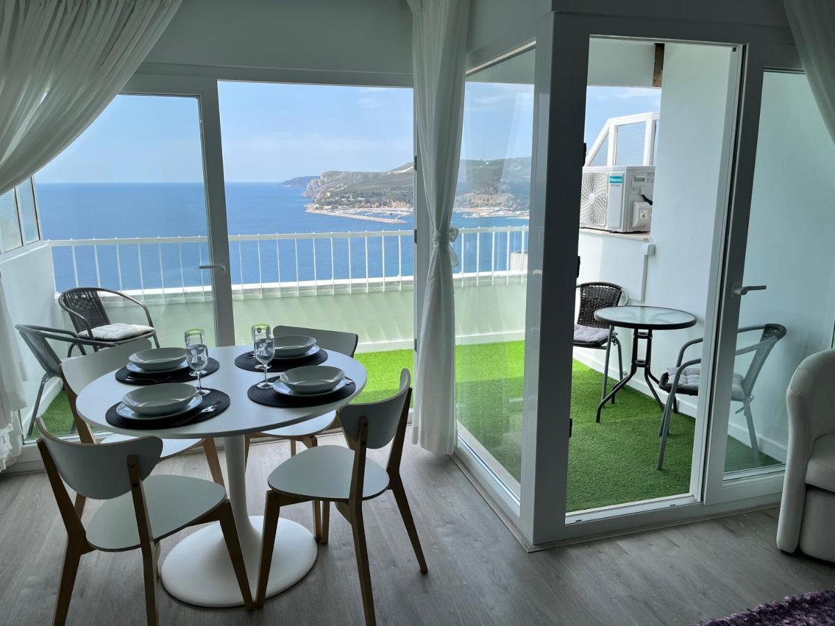 Axenic Retreat - Panoramic Ocean View, Sleeps 4, Ensuite Bathroom, New Redesign Sesimbra Exterior foto