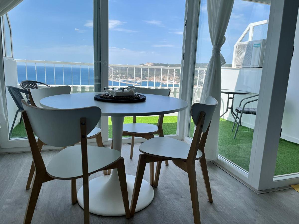 Axenic Retreat - Panoramic Ocean View, Sleeps 4, Ensuite Bathroom, New Redesign Sesimbra Exterior foto